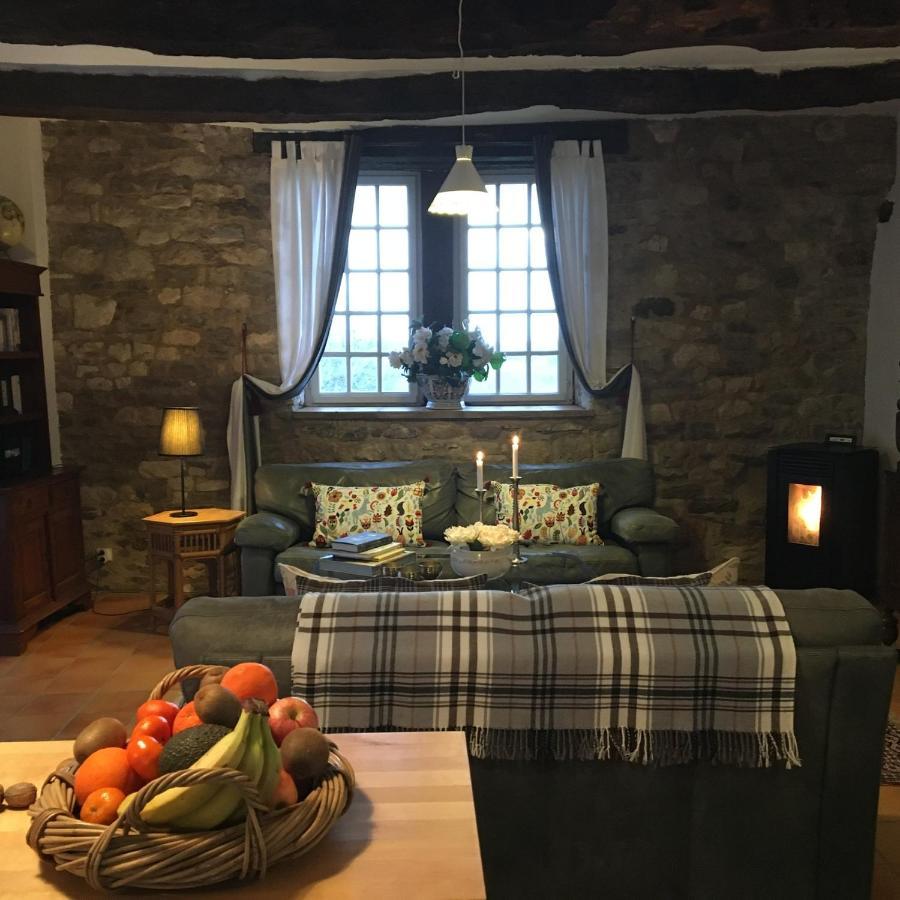 Les Gites Perard Caylus Exterior foto