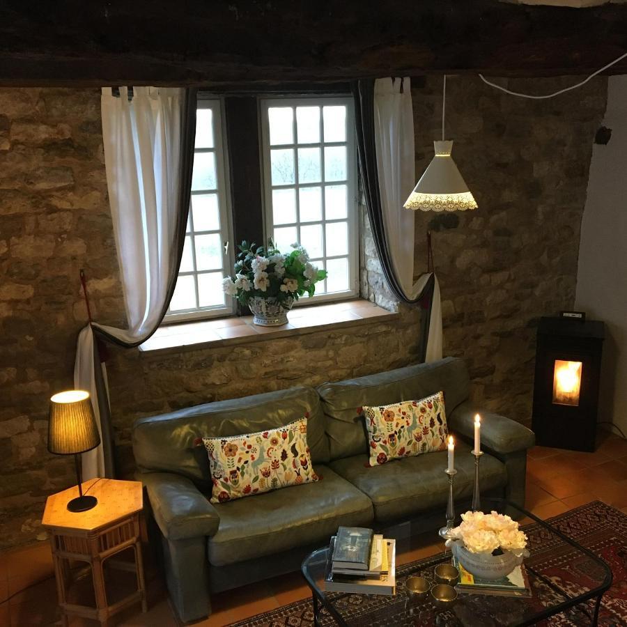 Les Gites Perard Caylus Exterior foto